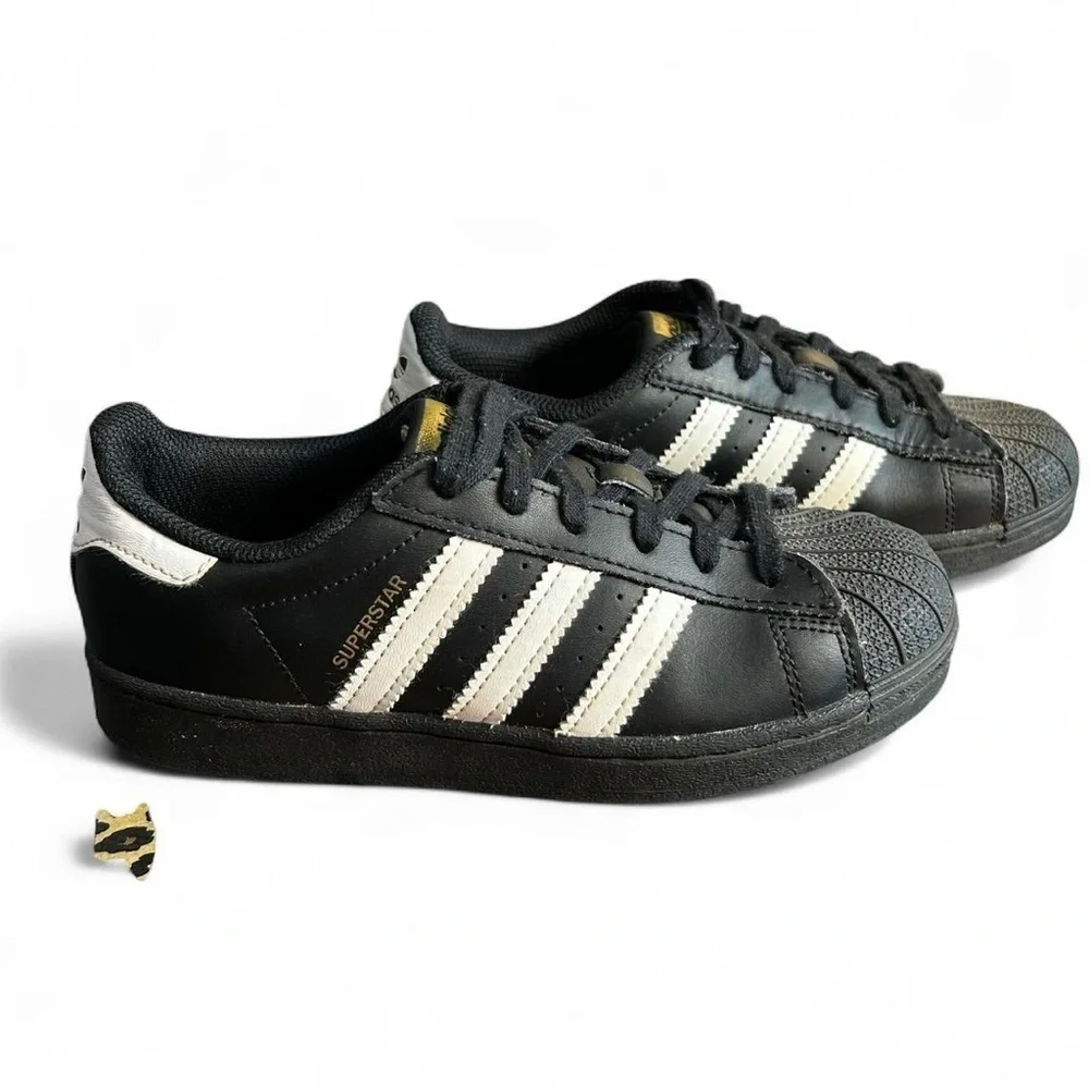 Adidas Originals Superstar Boys Sneakers – Size 2